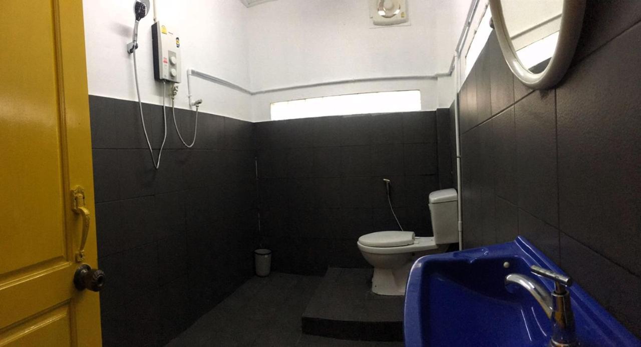 Bamboo Hostel Thakhek Εξωτερικό φωτογραφία